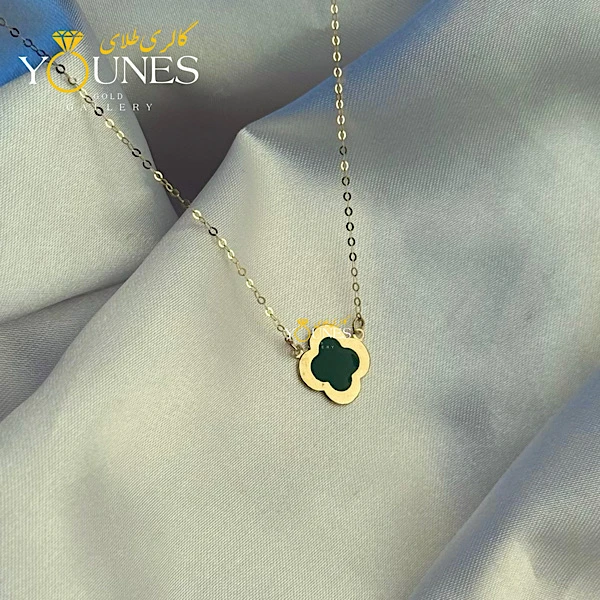 تصویر دوم گردنبند میناکاری ونکلیف سبزتیره طلا